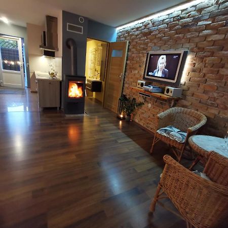 Domagala Domek Z Kominkiem Apartment Lagow  Bagian luar foto